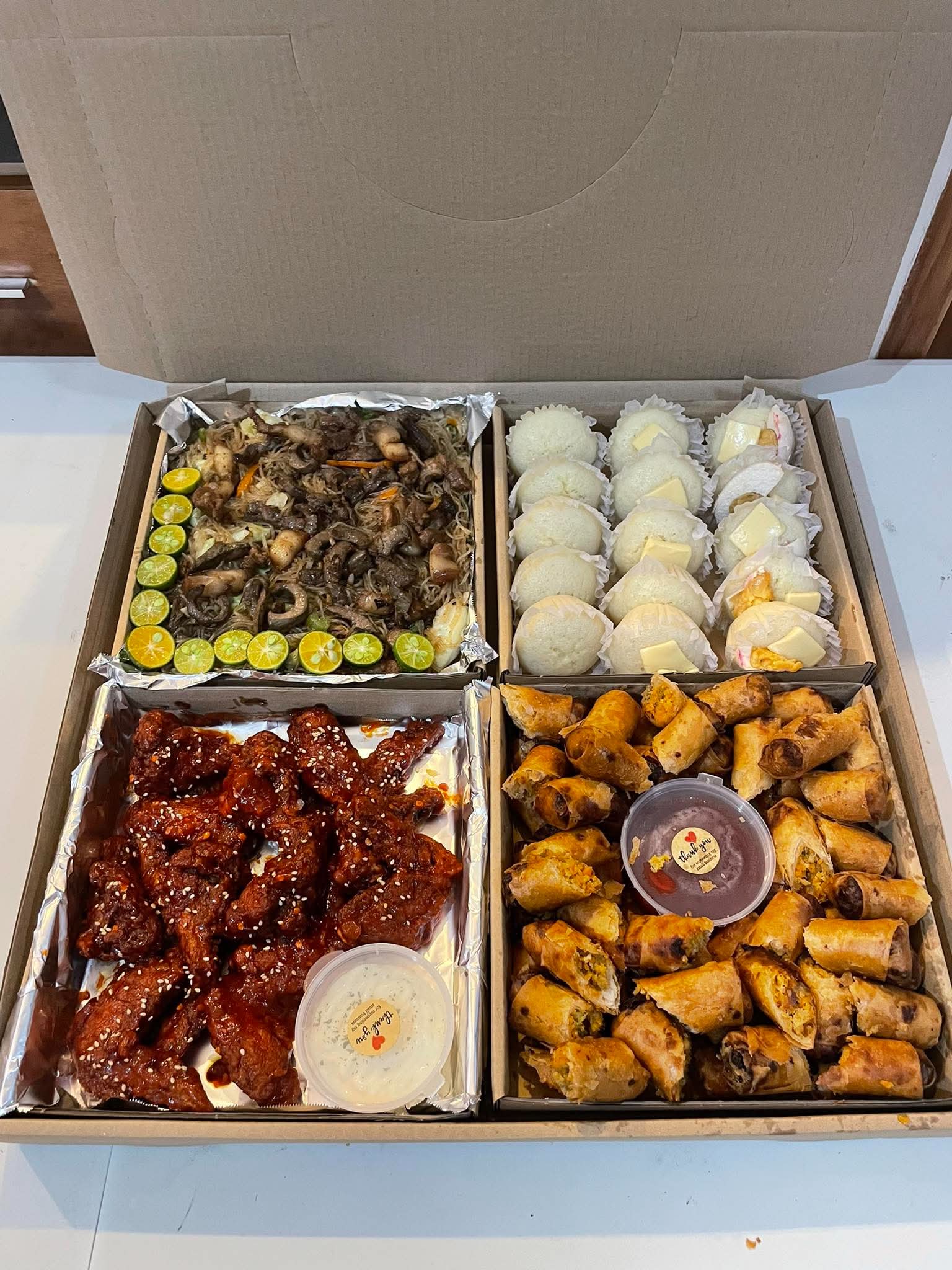 Kusinera Mom Party Box