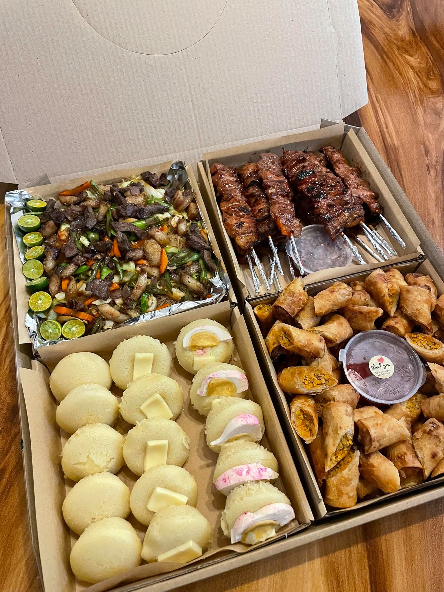 Kusinera Mom Party Box